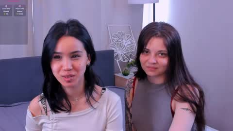 Snapshot of dainalargena chatting on April 14, 7:58 am Aoi and Lily best friends online show from April 14, 7:58 am