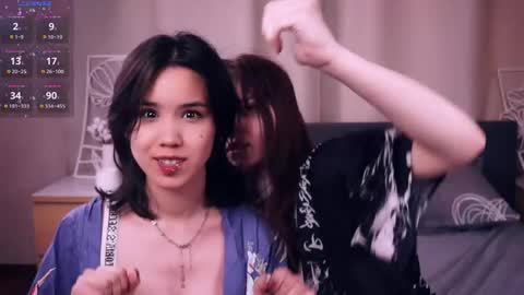 Snapshot of dainalargena chatting on May 4, 8:10 am Aoi and Lily best friends online show from May 4, 8:10 am