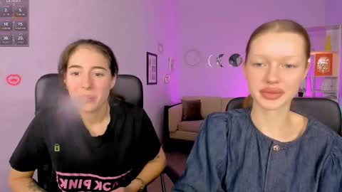 daisy online show from November 22, 8:30 pm