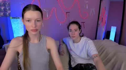 daisy online show from March 8, 8:01 pm