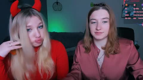 Snapshot of daisy_candy chatting on February 1, 10:55 pm Little Di online show from February 1, 10:55 pm