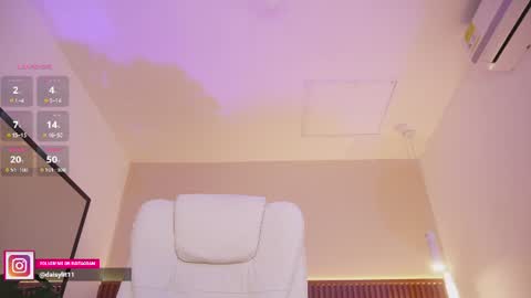Daisy online show from June 30, 9:49 pm