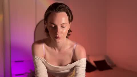 Snapshot of daisy_mint chatting on May 20, 5:52 pm Daisy Fansly - Daisyymint online show from May 20, 5:52 pm