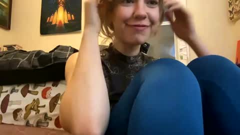 DaisyB3 online show from February 27, 9:00 am