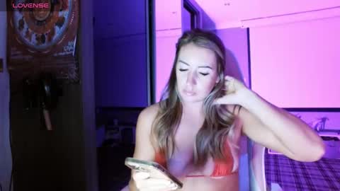 DaisyDeliciousxx online show from December 19, 8:13 pm