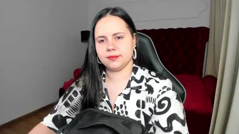 Snapshot of daisyharts chatting on July 7, 5:10 am DaisyHarts online show from July 7, 5:10 am