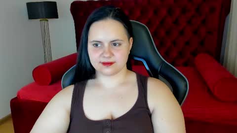 Snapshot of daisyharts chatting on July 13, 5:27 pm DaisyHarts online show from July 13, 5:27 pm