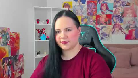 Snapshot of daisyharts chatting on July 27, 4:25 pm DaisyHarts online show from July 27, 4:25 pm
