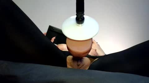 Snapshot of daisywylde chatting on November 17, 2:01 pm Daisy Wylde online show from November 17, 2:01 pm