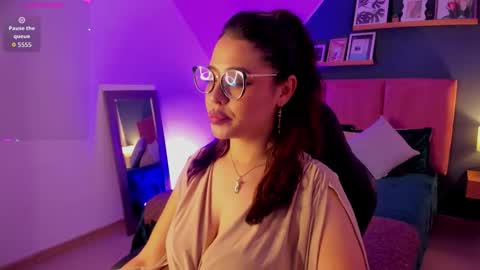 Snapshot of dakhota_rouge chatting on March 5, 1:18 pm Dakhota online show from March 5, 1:18 pm