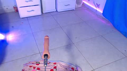 VALENTINA  online show from June 15, 5:42 am