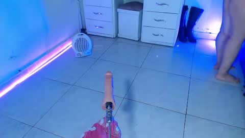 Snapshot of dakkotta_curvy chatting on July 12, 7:21 am VALENTINA online show from July 12, 7:21 am