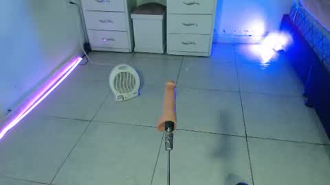 Snapshot of dakkotta_curvy chatting on July 18, 7:01 am VALENTINA online show from July 18, 7:01 am