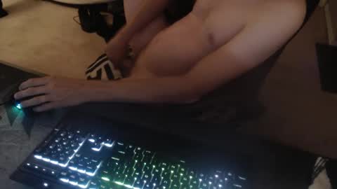 Snapshot of dakota_reilly chatting on September 18, 11:34 am Dakota online show from September 18, 11:34 am