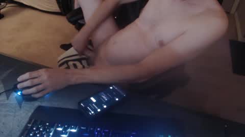 Snapshot of dakota_reilly chatting on September 24, 7:12 am Dakota online show from September 24, 7:12 am