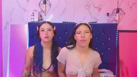 dakotaa_johnson online show from July 16, 7:42 pm