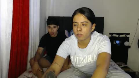 Estefany online show from April 28, 3:17 pm
