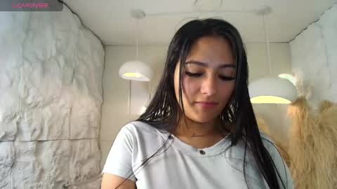 Dakotha  online show from May 15, 3:13 am