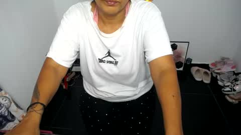 daleska_delicious1 online show from June 24, 4:00 am