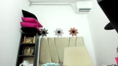 Snapshot of dalia_2 chatting on September 14, 12:32 am Ren online show from September 14, 12:32 am