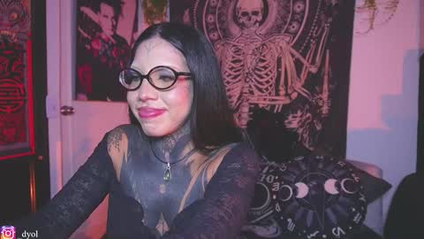 dalia_vorhees online show from February 12, 2:06 am