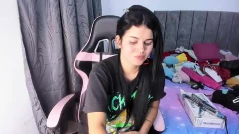 Snapshot of daliaapril22 chatting on July 20, 11:51 pm Dalia April online show from July 20, 11:51 pm