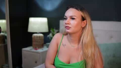  Dalia  online show from July 29, 8:29 pm