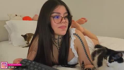 Dalia online show from February 5, 12:15 am