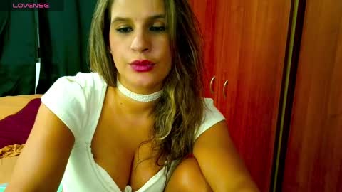 Snapshot of dalila_sexxx chatting on February 5, 4:16 am Dalila online show from February 5, 4:16 am
