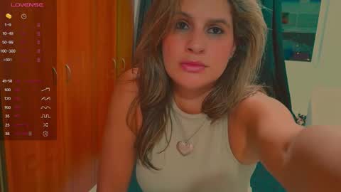 Snapshot of dalila_sexxx chatting on February 18, 3:35 am Dalila online show from February 18, 3:35 am