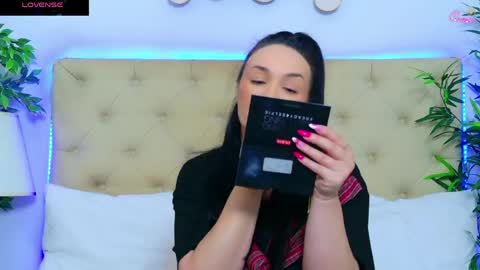 Snapshot of daliyaa_ chatting on May 14, 12:12 pm daliyaa_ online show from May 14, 12:12 pm
