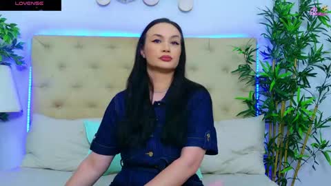 Snapshot of daliyaa_ chatting on May 27, 12:02 pm daliyaa_ online show from May 27, 12:02 pm