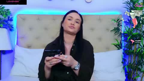 Snapshot of daliyaa_ chatting on June 5, 12:11 pm daliyaa_ online show from June 5, 12:11 pm