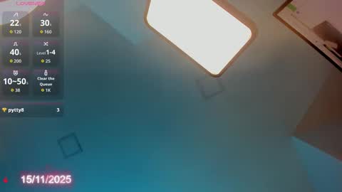 Snapshot of dallen_grant chatting on November 15, 9:11 pm Dallen Grant online show from November 15, 9:11 pm