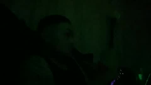 Snapshot of dallendzzznutzzz chatting on October 20, 4:46 am dallendzzznutzzz online show from October 20, 4:46 am