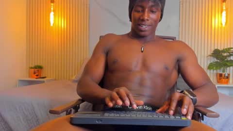 dalton_asher online show from December 15, 6:18 am