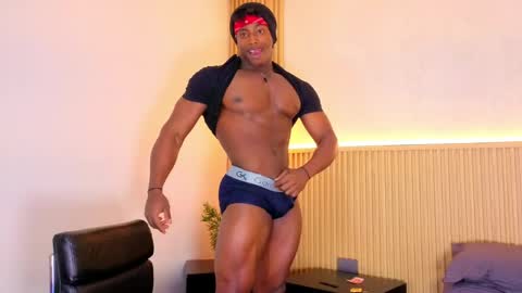 Snapshot of dalton_asher chatting on June 4, 7:36 am dalton_asher online show from June 4, 7:36 am