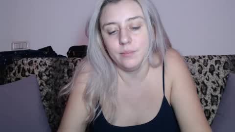 Maria online show from December 18, 12:43 am