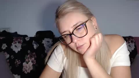 Maria online show from January 3, 12:11 am