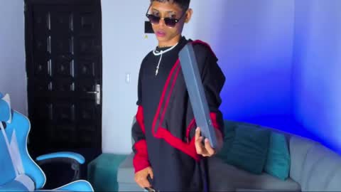 Snapshot of damar_felipe chatting on March 3, 8:16 am damar_felipe online show from March 3, 8:16 am