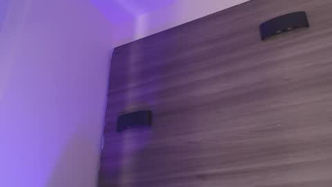         online show from March 9, 5:44 am