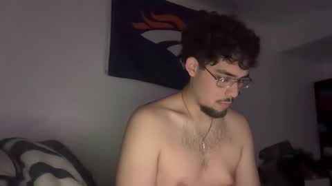 Snapshot of damiam_xj chatting on December 3, 12:40 am damiam xj online show from December 3, 12:40 am