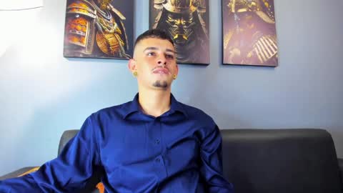 Damian Oliver online show from May 4, 7:15 am