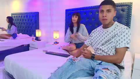 DAMIAN AND ROXANNE.  online show from September 11, 12:27 pm