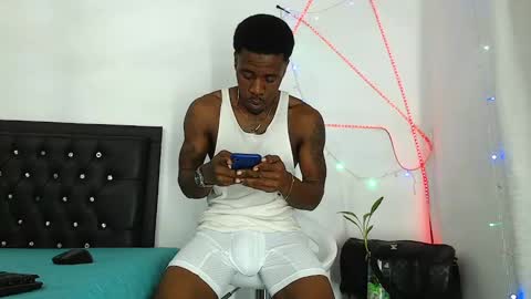 damian_hart10 online show from March 18, 9:45 am