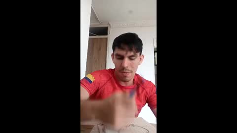 damian_hornyy_ online show from March 15, 10:05 pm