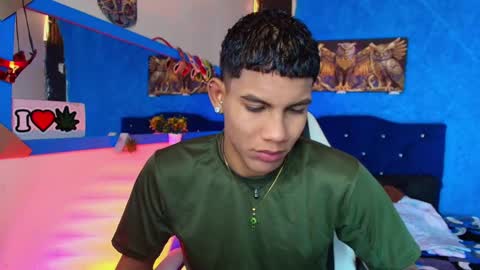 Snapshot of damian_latinxxx chatting on January 29, 2:51 am Damian online show from January 29, 2:51 am