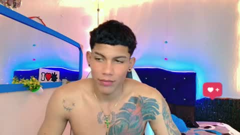 Snapshot of damian_latinxxx chatting on February 11, 8:58 am Damian online show from February 11, 8:58 am