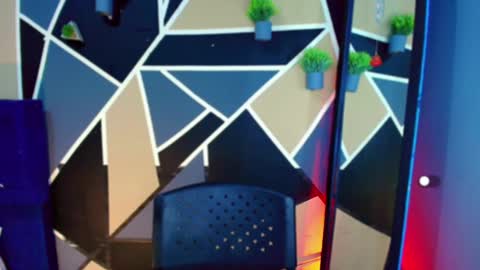 Snapshot of damian_latinxxx chatting on February 23, 2:40 am Damian online show from February 23, 2:40 am