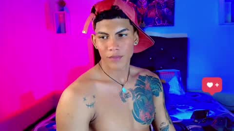 Snapshot of damian_latinxxx chatting on March 7, 9:07 am Damian online show from March 7, 9:07 am